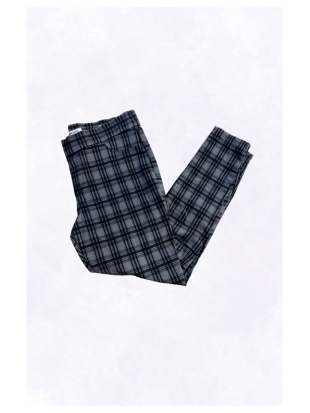Nine West Heidi Skinny Plaid Pull-On Pant (Size 16 Gray with Black Plaid)